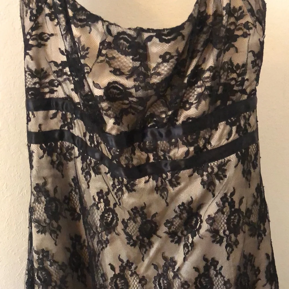 Zum Zum by Niki Livas, Champagne and Black Lace Halter Dress with Tulle Bottom. - Picture 2 of 6